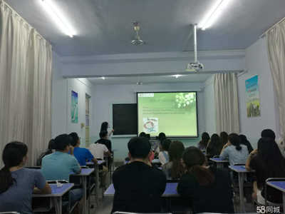 泰安市泰山區(qū)立行教育咨詢 精準(zhǔn)定位，助力教育夢想